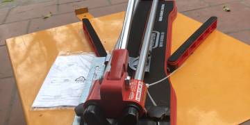 4 Bước Sử Dụng An Toàn Bàn Cắt Gạch Đẩy Tay Oshima