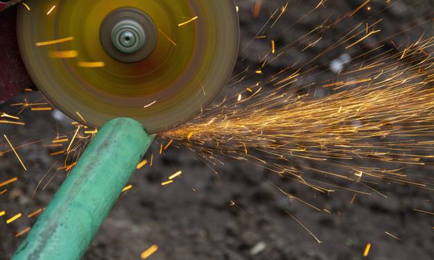 6 Lưu Ý Sử Dụng Máy Cắt Sắt An Toàn Và Giữ Được Độ Bền Cao