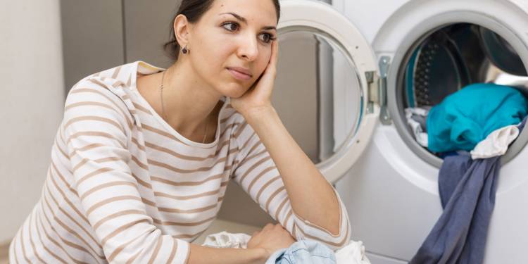 Nước Máy Giặt Yếu Và 4 Cách Khắc Phục
